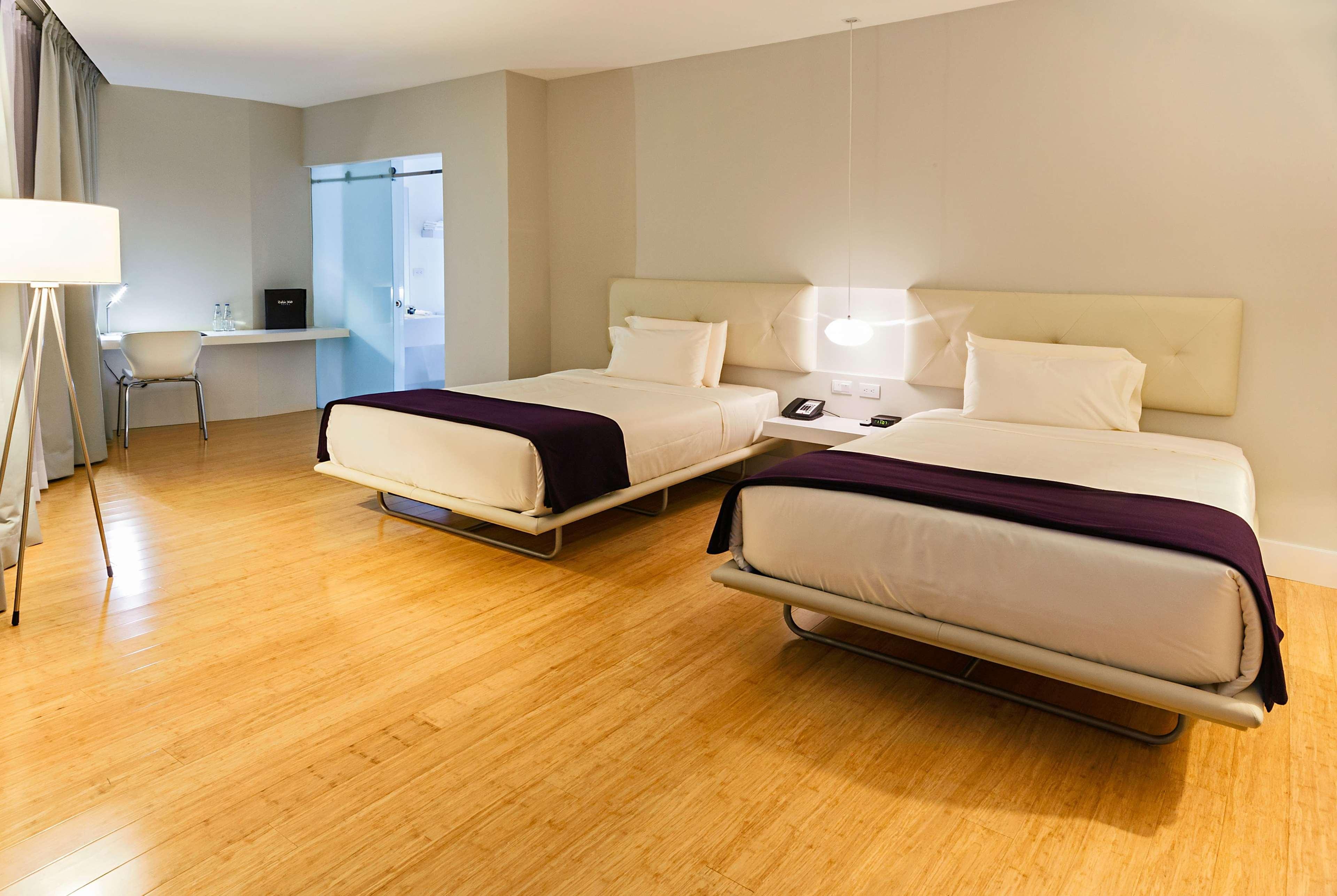 Готель Tryp By Wyndham Cuenca Zahir Екстер'єр фото